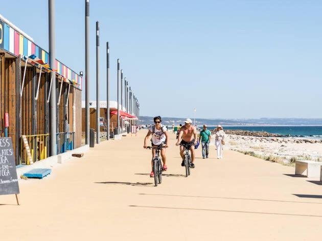 Front Beach Costa Caparica Lisbon กอสตา ดา กาปาริกา ภายนอก รูปภาพ